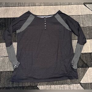New without tags boutique Striped Sleeve Henley Top. Size large.